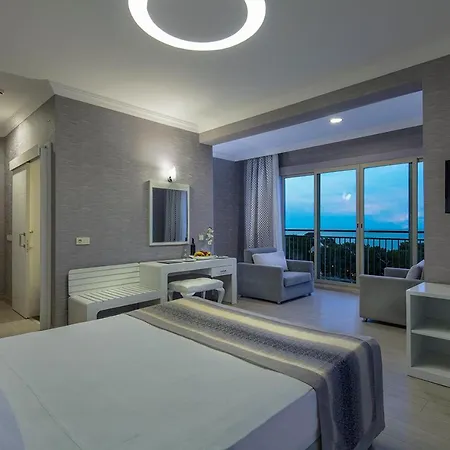 Szálloda Grand Ring 5*