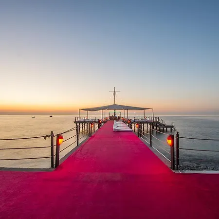Szálloda Grand Ring 5*